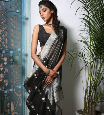 Raat Kali Saree